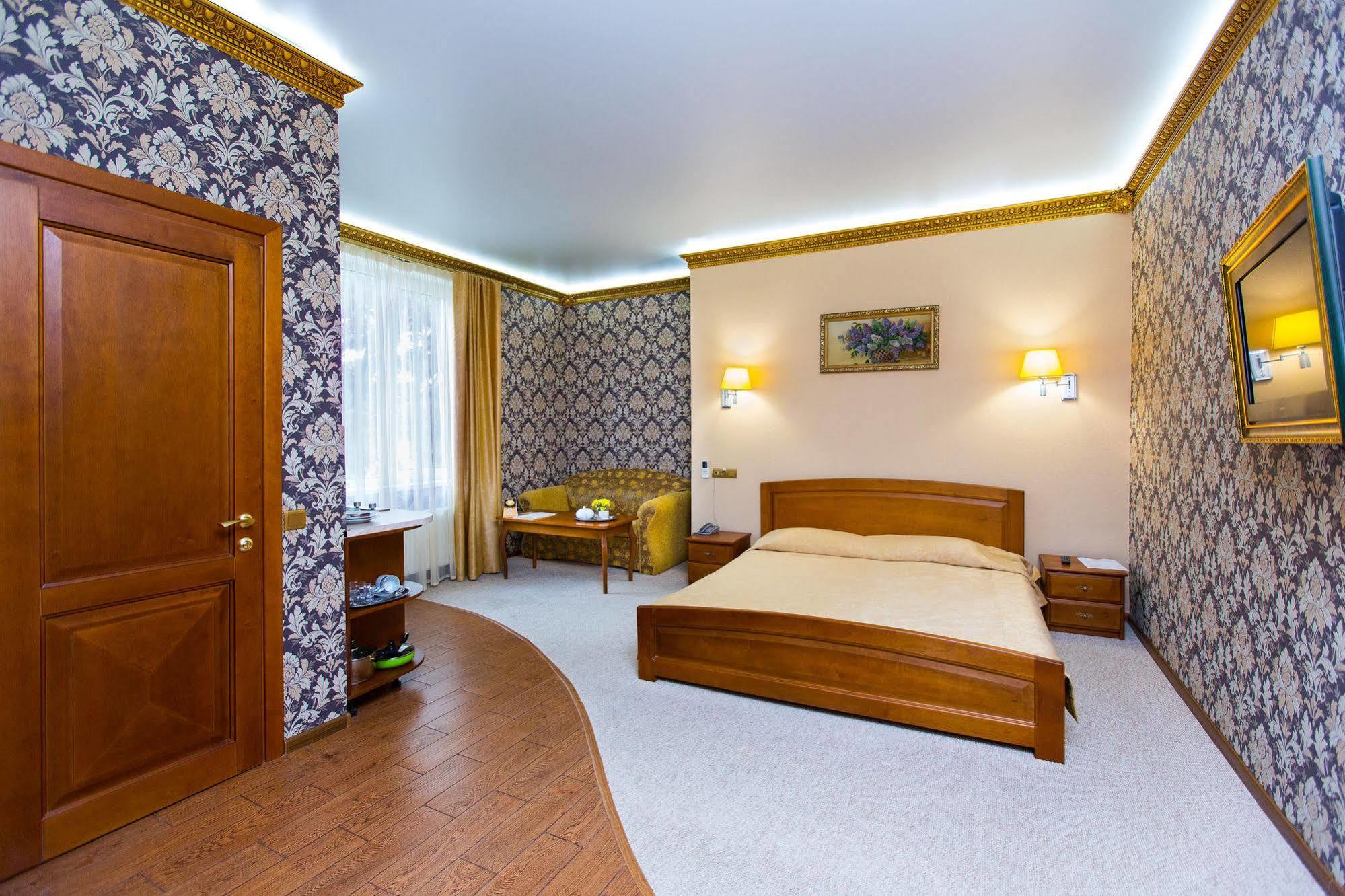 Apart Hotel Clumba Одеса Екстериор снимка